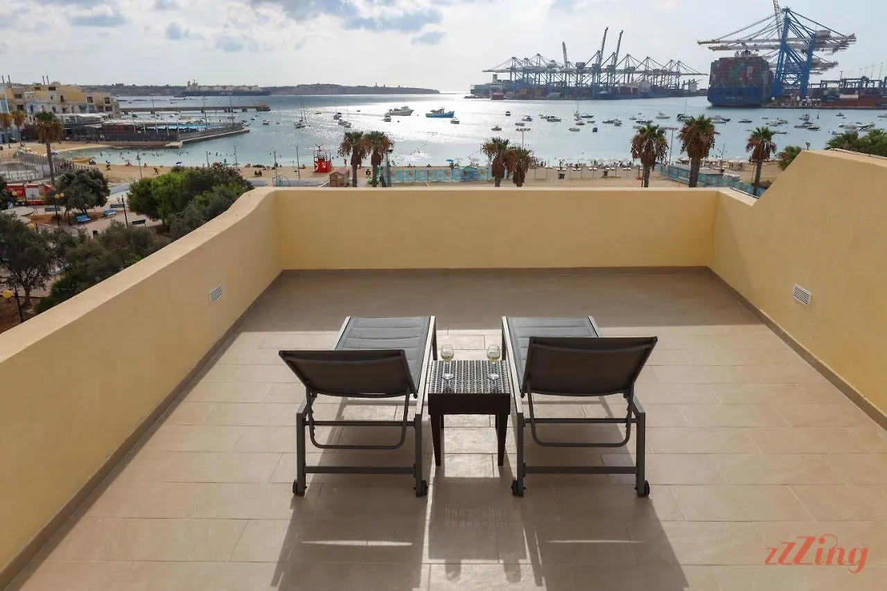 Luxurious Duplex Seafront Apt W Amazing Sea Views Birzebbuga