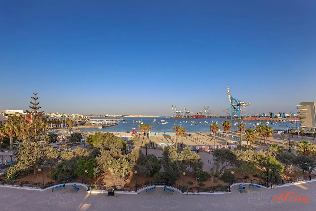 Luxurious Duplex Seafront Apt W Amazing Sea Views Birzebbuga 0*,