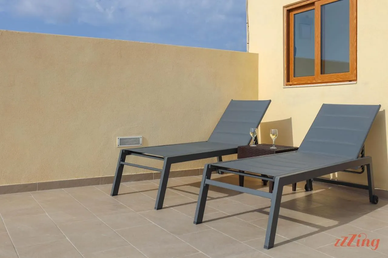 Luxurious Duplex Seafront Apt W Amazing Sea Views Birzebbuga Apartment