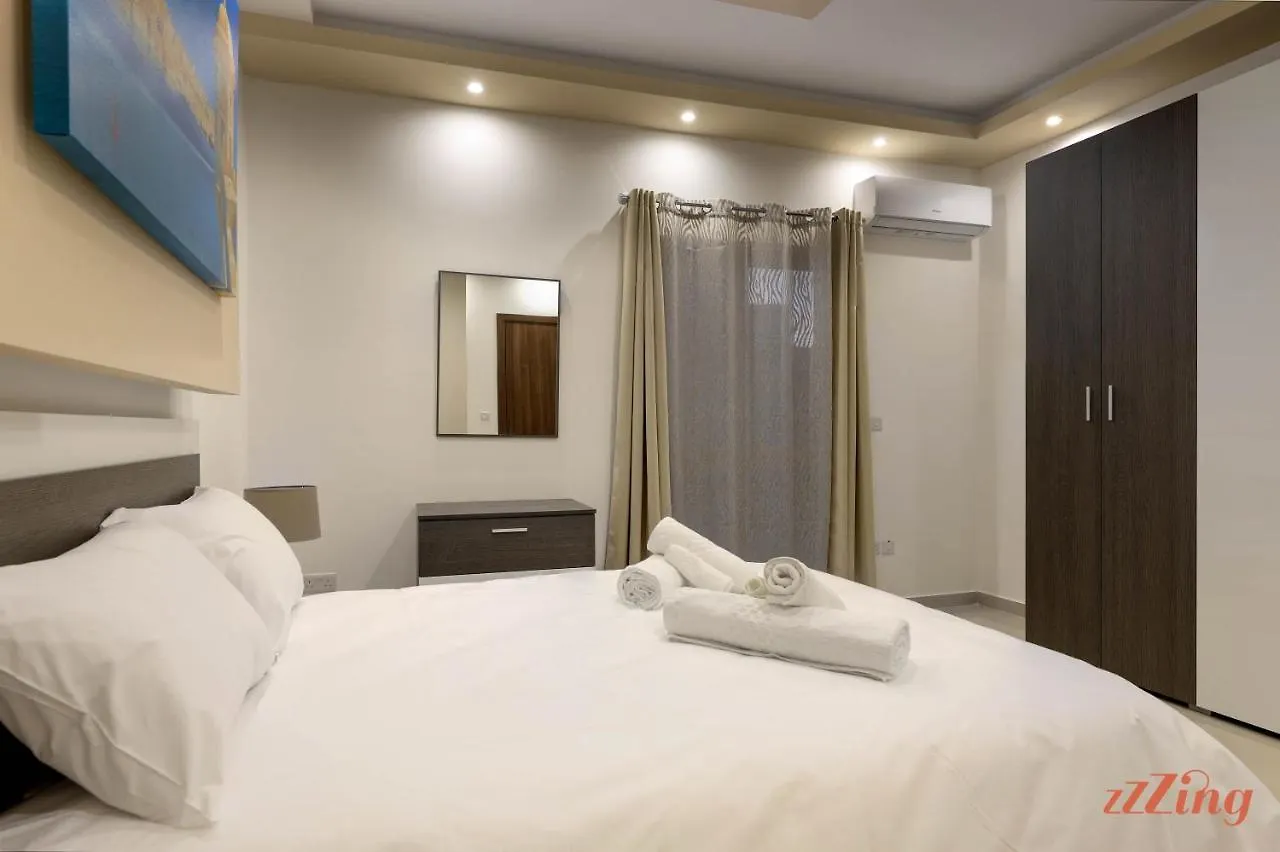 Luxurious Duplex Seafront Apt W Amazing Sea Views Birzebbuga Malta